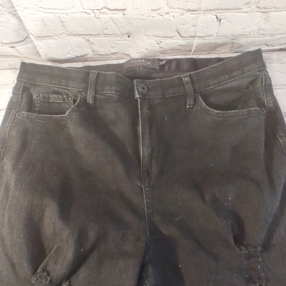 Torrid Bombshell Skinny Destroyed Black Jeans 20R - Picture 6 of 16